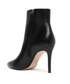 CO Mikki Leather Bootie