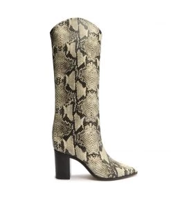 CO Essentials Analeah Boot