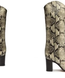 CO Essentials Analeah Boot