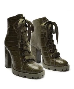 Fall 22 Zhara Crocodile-Embossed Leather Bootie Booties