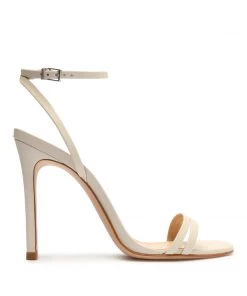 Bets-CO Altina Nappa Leather Sandal Essentials