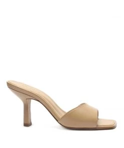 Bets-CO Sandals Posseni Leather Sandal