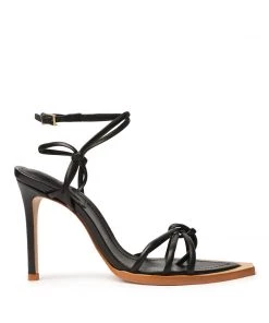 Spring 22 Abby Leather Sandal