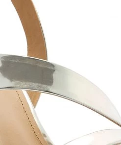 Pre Fall 22 New In Kelly Specchio Leather Sandal