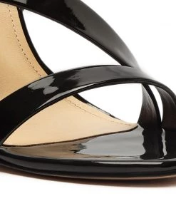 Pre Fall 22 Kelly Patent Sandal New In