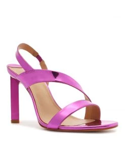 Pre Fall 22 Kelly Specchio Leather Sandal