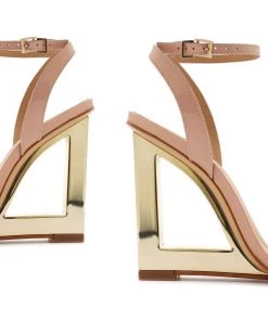 Pre Fall 22 Filipa Patent Leather Sandal New In