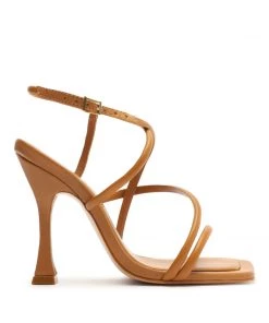 Pre Fall 22 New In Lovi Leather Sandal