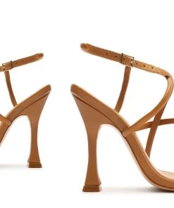 Pre Fall 22 New In Lovi Leather Sandal 12 Pre Fall 22 New In Lovi Leather Sandal