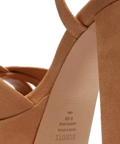 Spring Capsule 22 Keefa High Suede Sandal