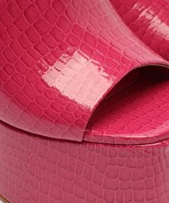 Spring 22 Sandals Darah Crocodile-Embossed Leather Sandal