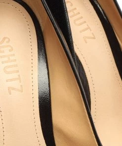 Pre Fall 22 Lou Curve Leather Pump New In