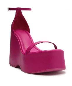 Pre Fall 22 Mazda Nappa Leather Sandal New In