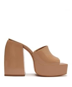 Pre Fall 22 Aretha Patent Sandal New In