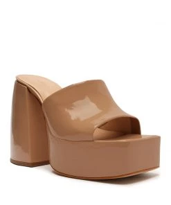 Pre Fall 22 Aretha Patent Sandal New In