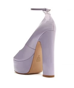 Pre Fall 22 New In Renee Patent Pump