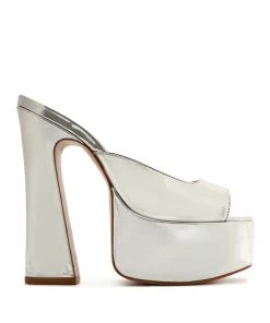 Pre Fall 22 Andrina Specchio Leather Sandal New In